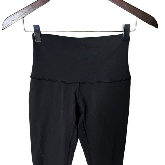 Lululemon High Rise Crop Leggings 4 - Picture 2 of 6